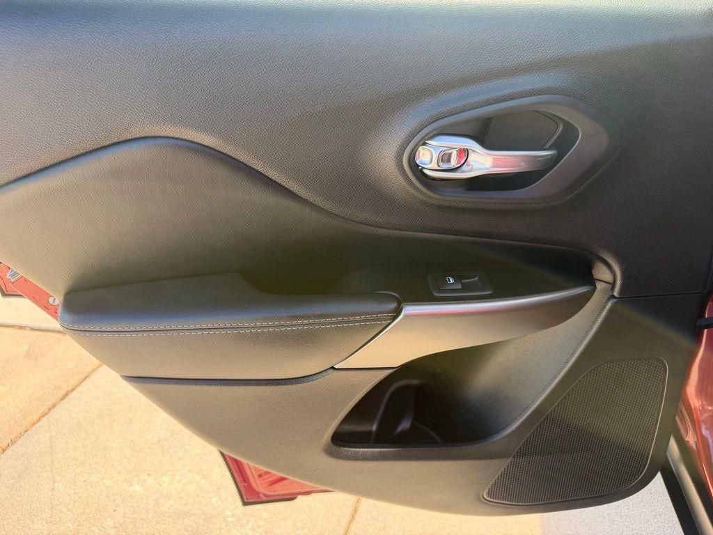 2020 Jeep Cherokee Latitude
