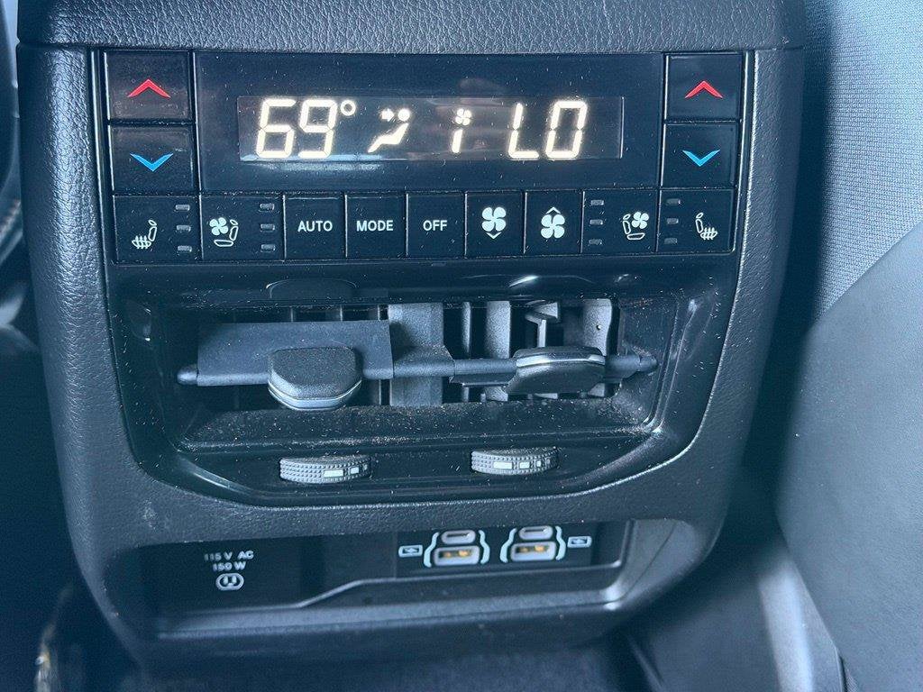 2022 Jeep Grand Cherokee Summit Reserve