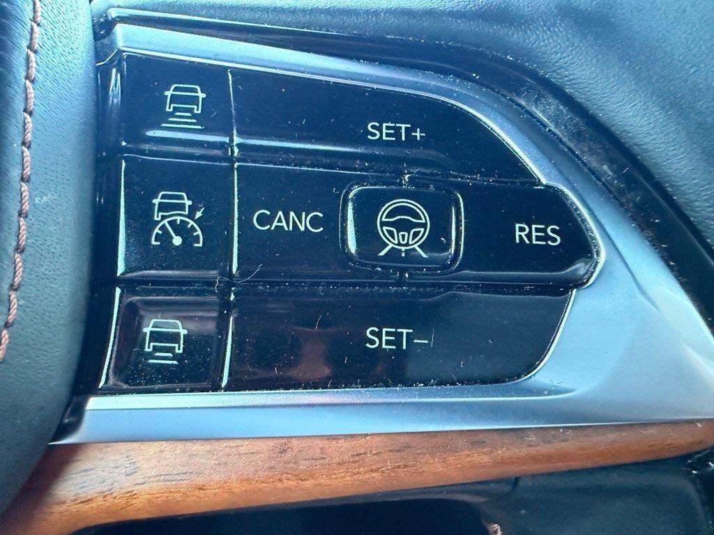 2022 Jeep Grand Cherokee Summit Reserve