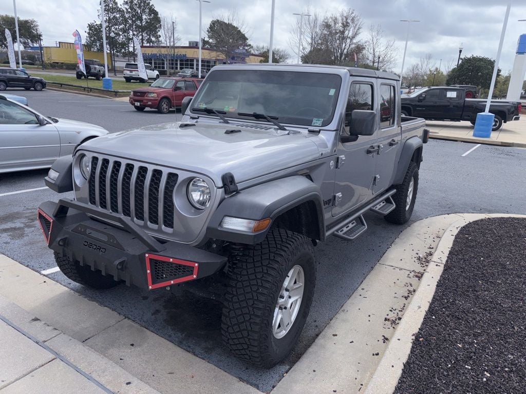 2020 Jeep Gladiator Sport