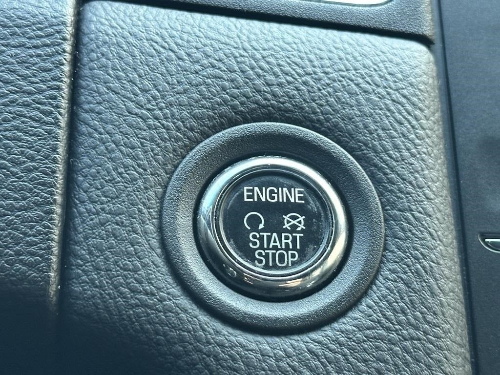 2017 Ford Taurus SEL