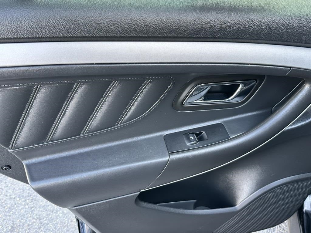 2017 Ford Taurus SEL