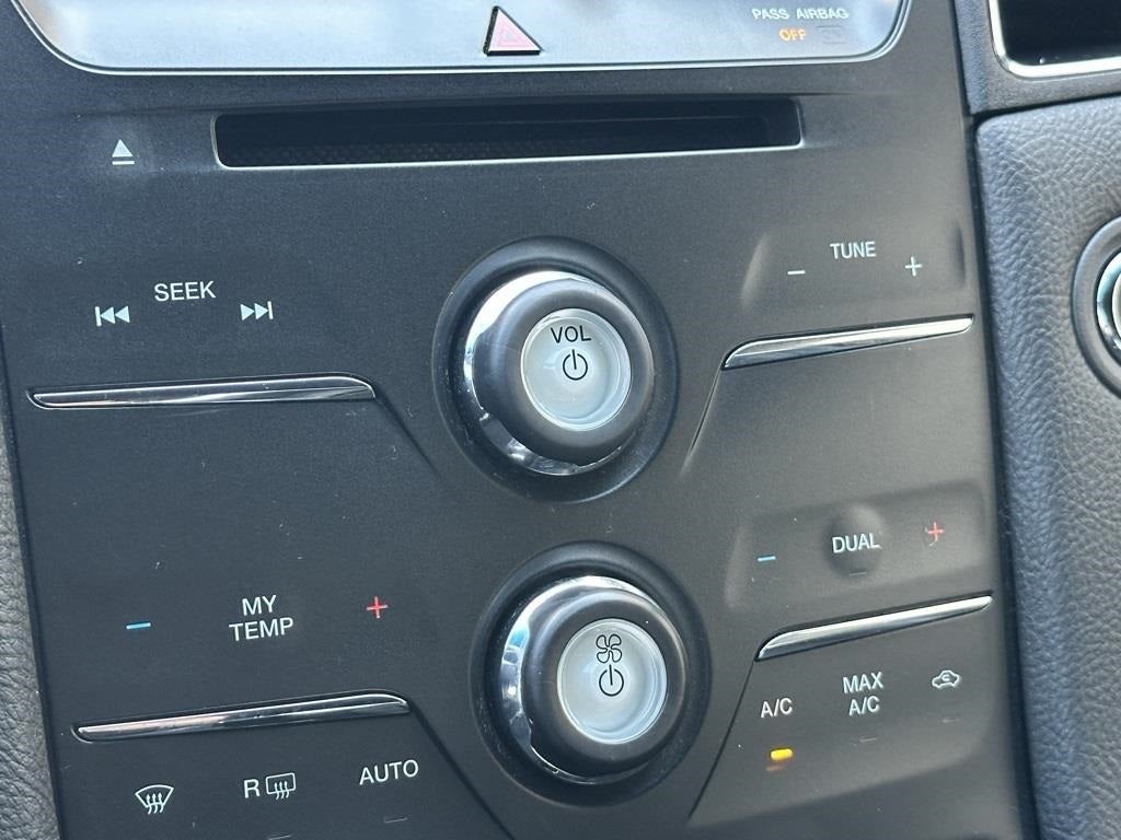 2017 Ford Taurus SEL