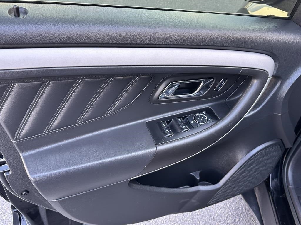 2017 Ford Taurus SEL