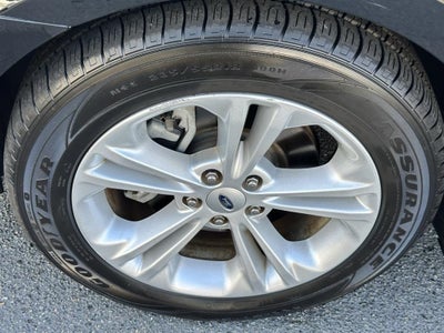 2017 Ford Taurus SEL