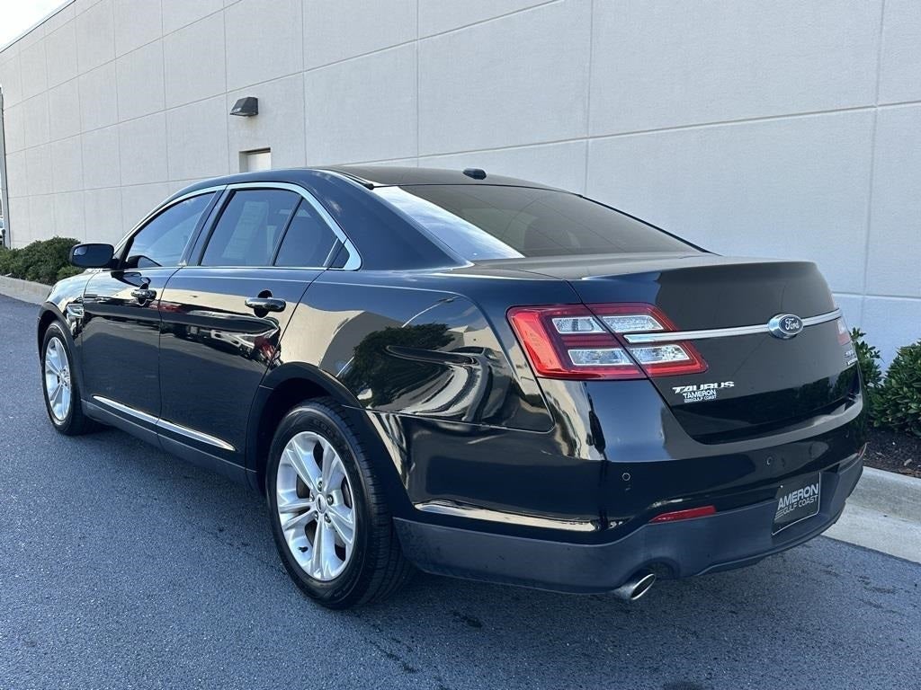 2017 Ford Taurus SEL