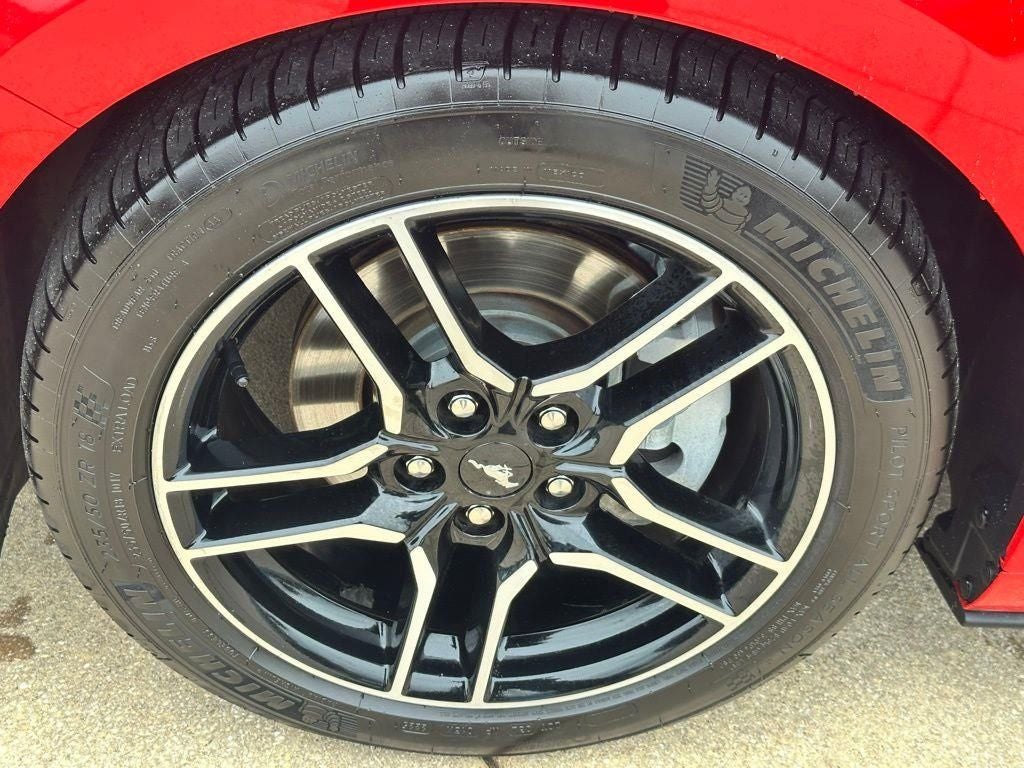 2022 Ford Mustang EcoBoost Premium