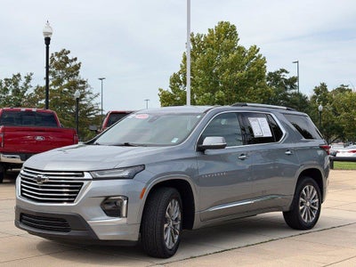 2023 Chevrolet Traverse Premier