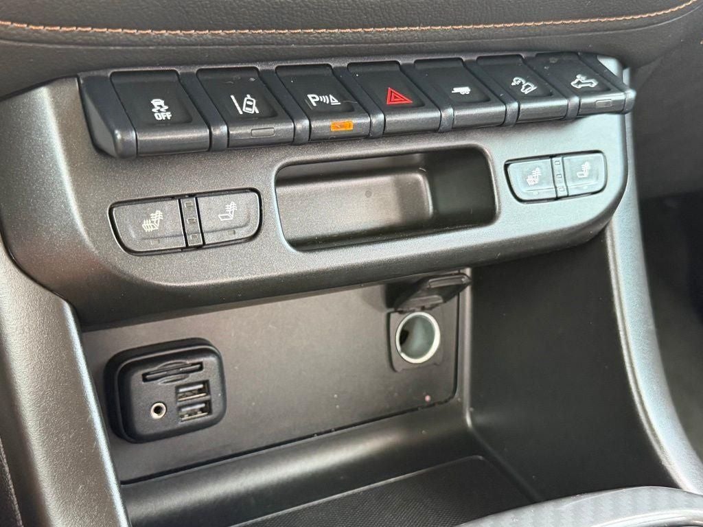 2021 GMC Canyon AT4 w/Leather