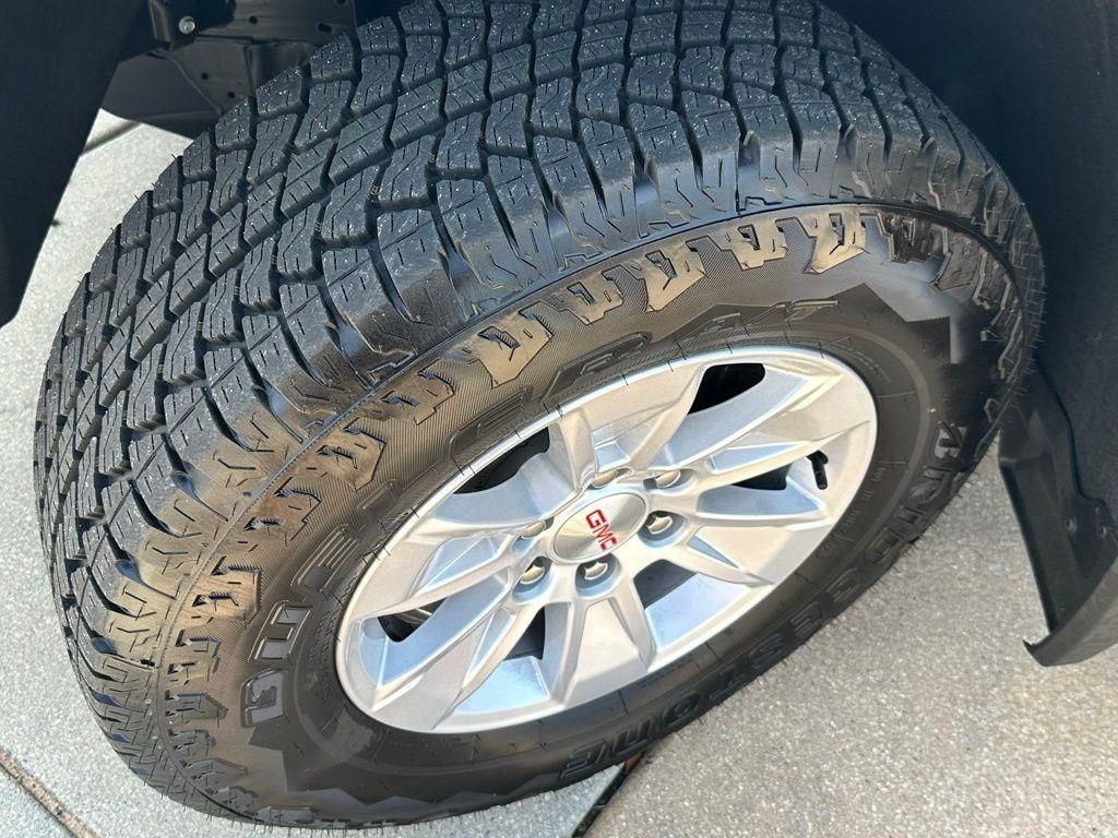 2025 GMC Sierra 1500 Pro