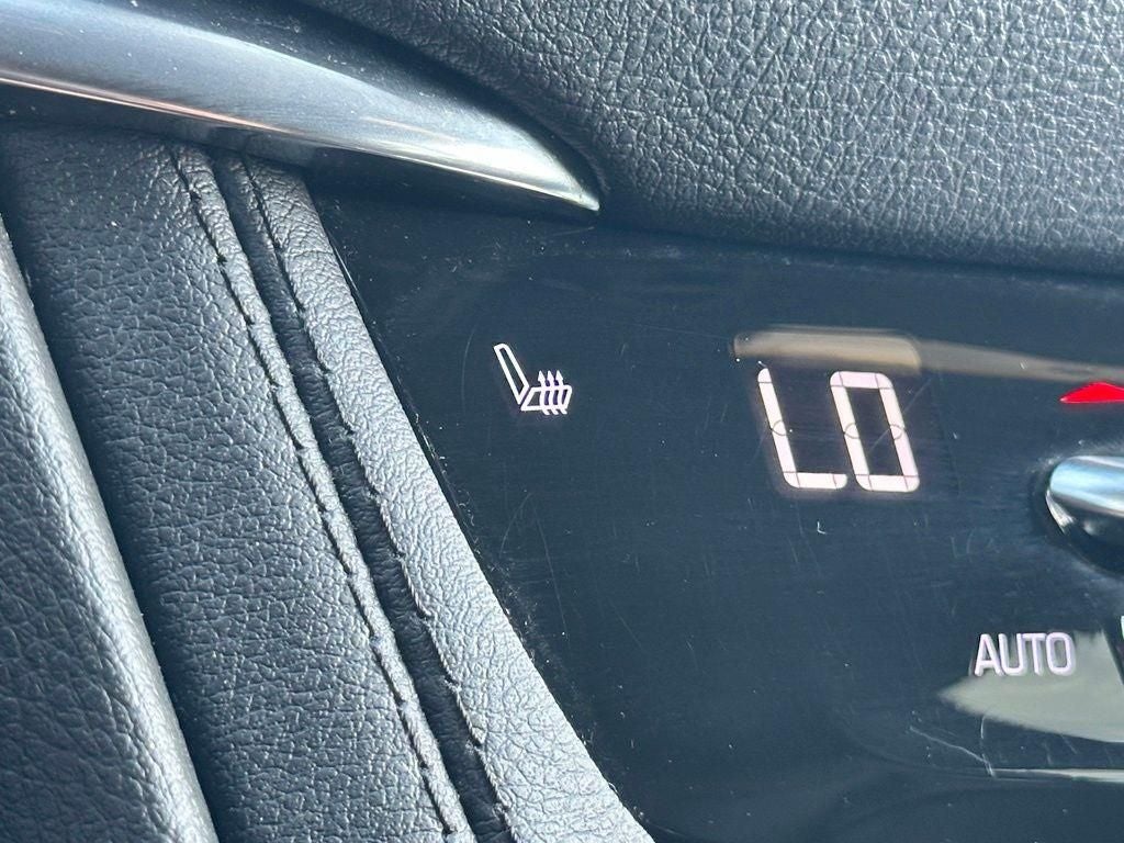 2023 Cadillac XT5 Luxury