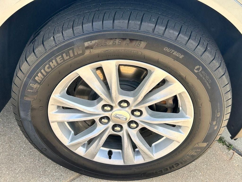 2023 Cadillac XT5 Luxury