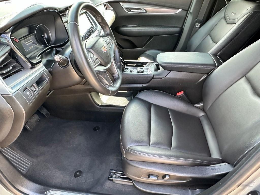 2023 Cadillac XT5 Luxury