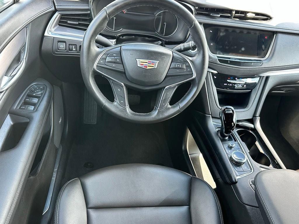 2023 Cadillac XT5 Luxury