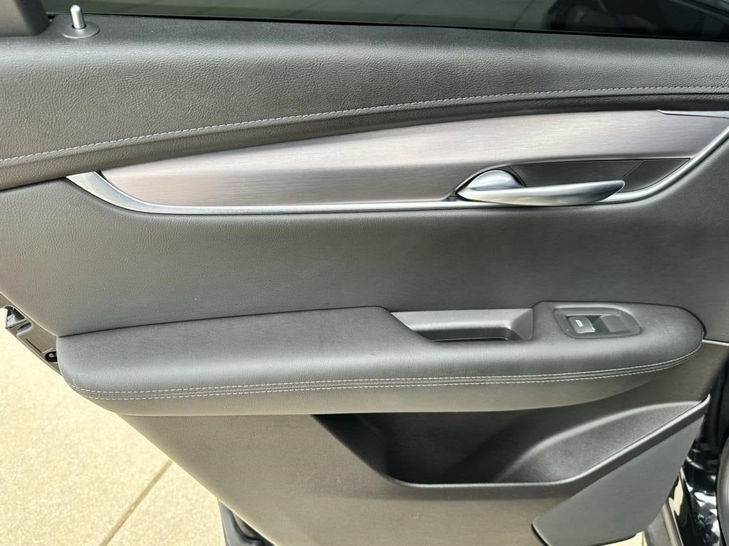 2023 Cadillac XT5 Luxury