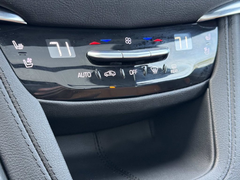 2025 Cadillac XT5 Premium Luxury
