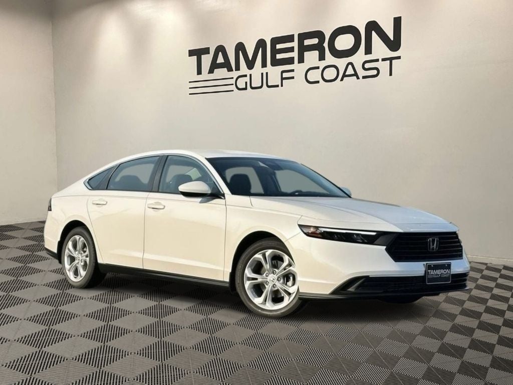 2025 Honda Accord 1.5T LX CVT's photo