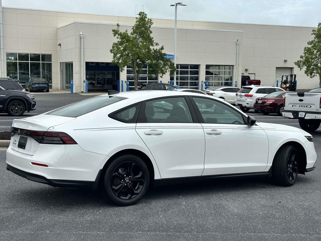 2025 Honda Accord SE