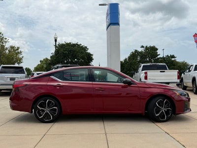 2023 Nissan Altima 2.5 SR
