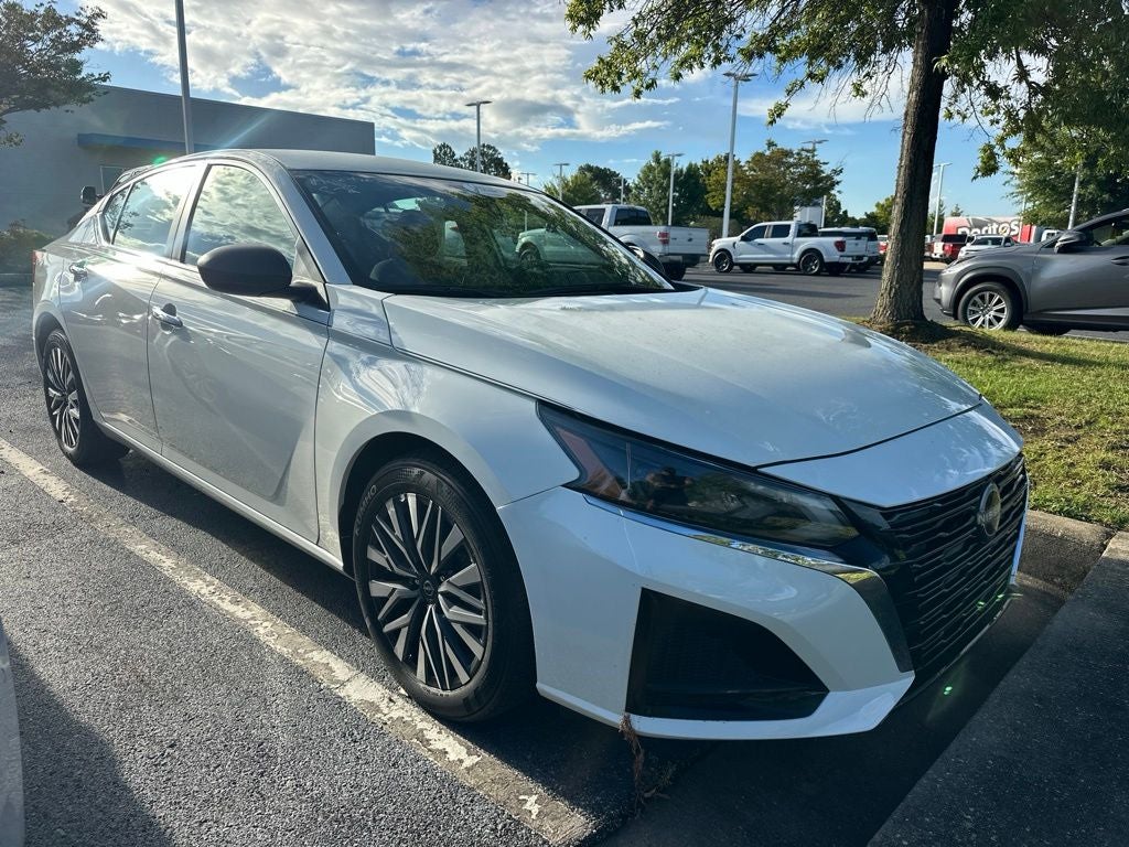 2025 Nissan Altima