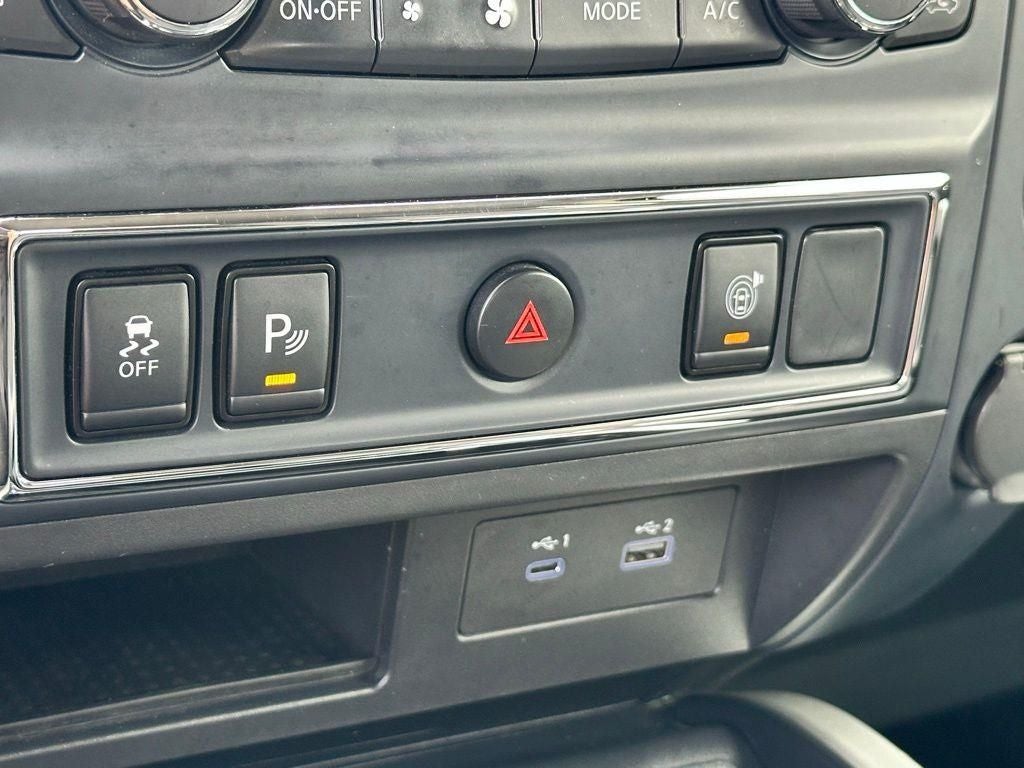 2024 Nissan Titan SV