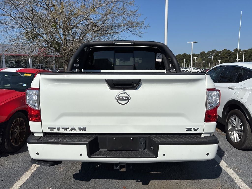 2024 Nissan Titan SV