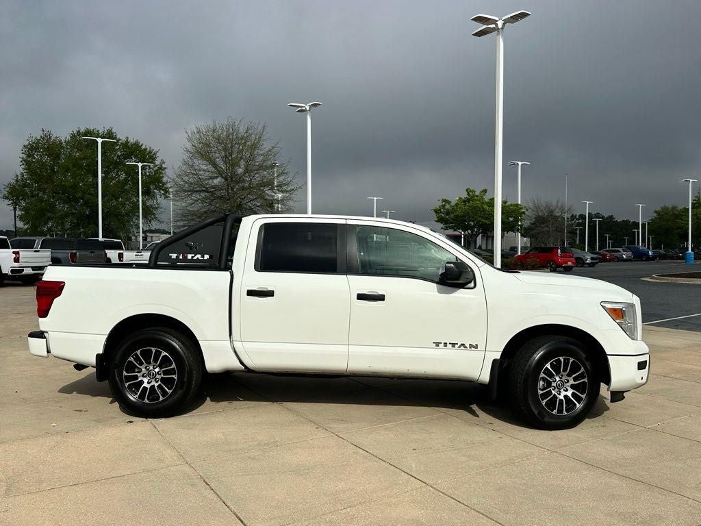2024 Nissan Titan SV