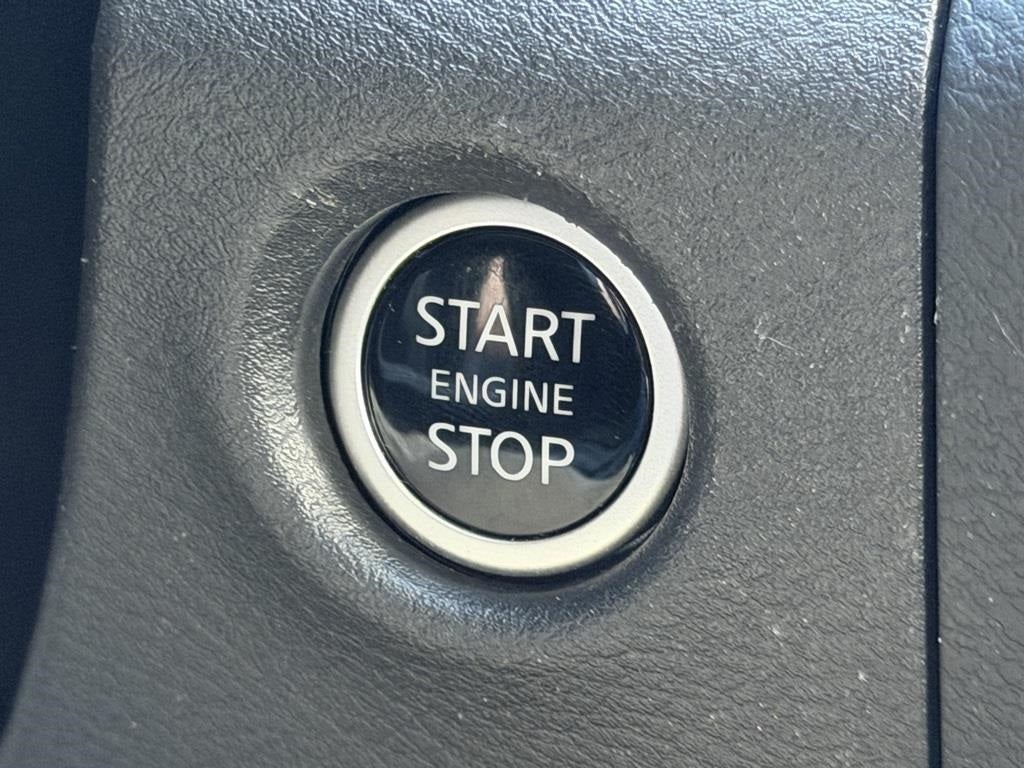 2024 Nissan Frontier SL