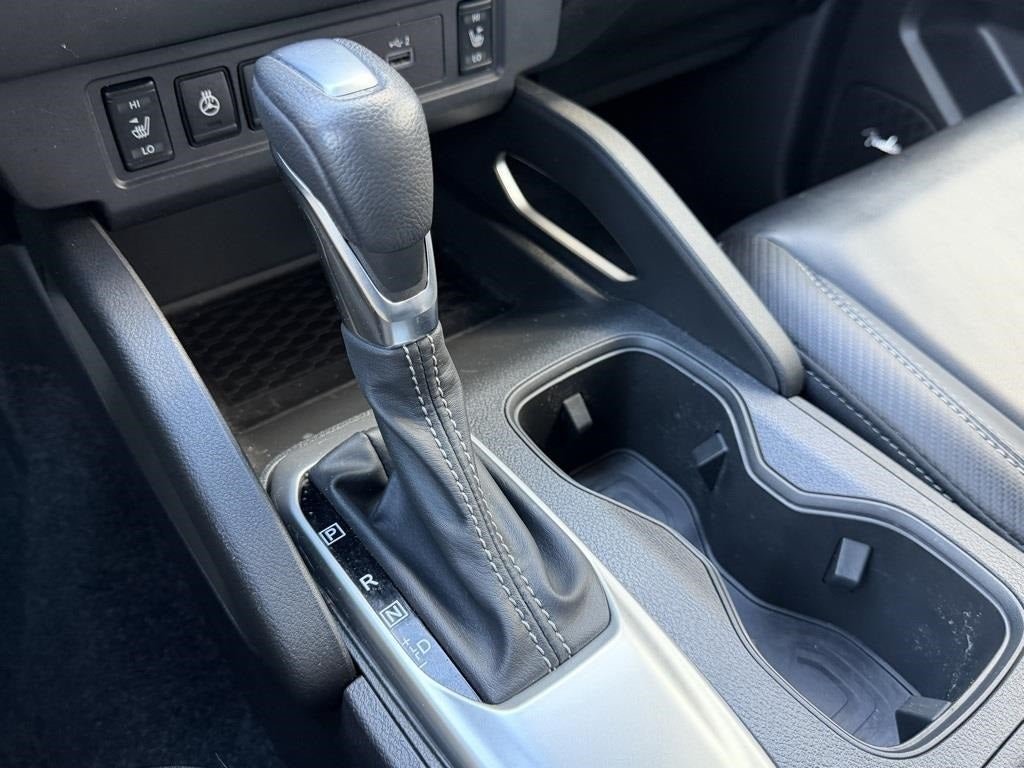 2024 Nissan Frontier SL