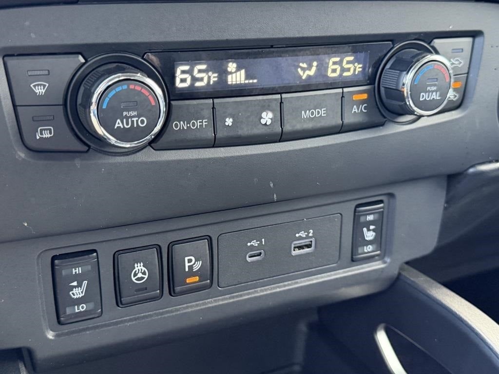 2024 Nissan Frontier SL