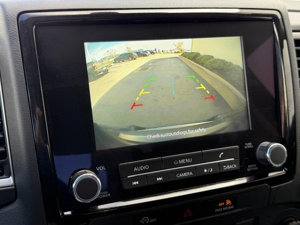 2024 Nissan Frontier SL