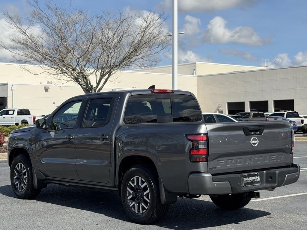 2024 Nissan Frontier SL