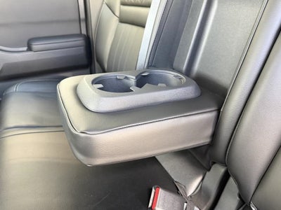 2024 Nissan Frontier SL