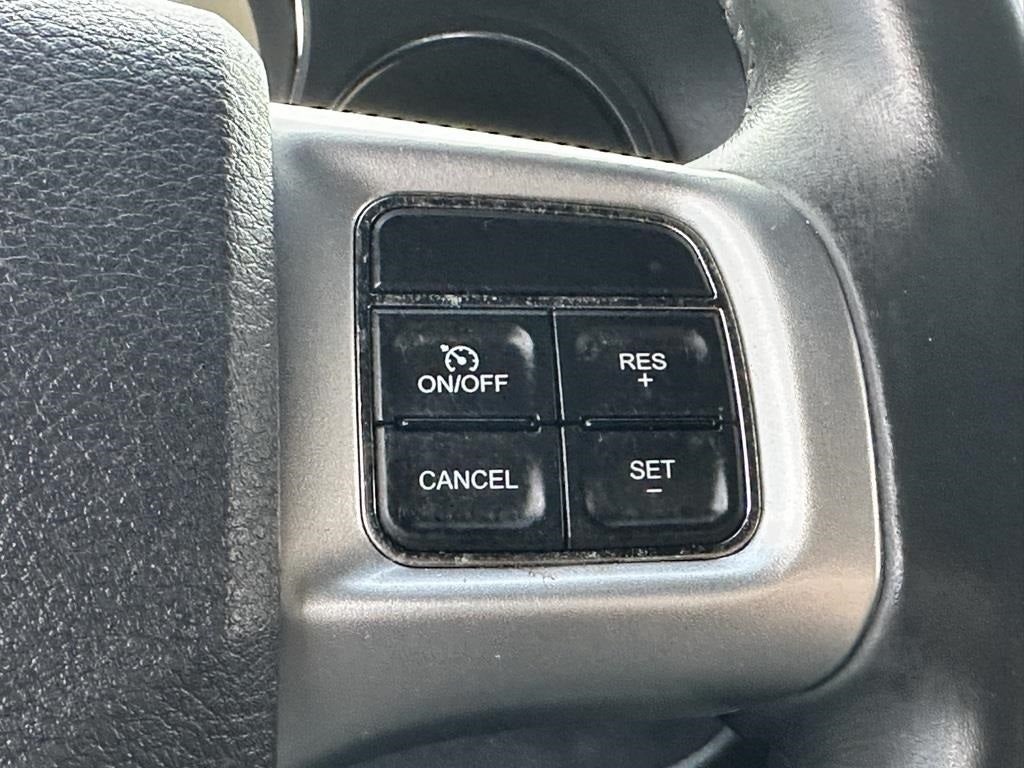 2013 Dodge Challenger SXT