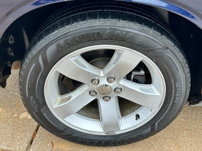 2013 Dodge Challenger SXT