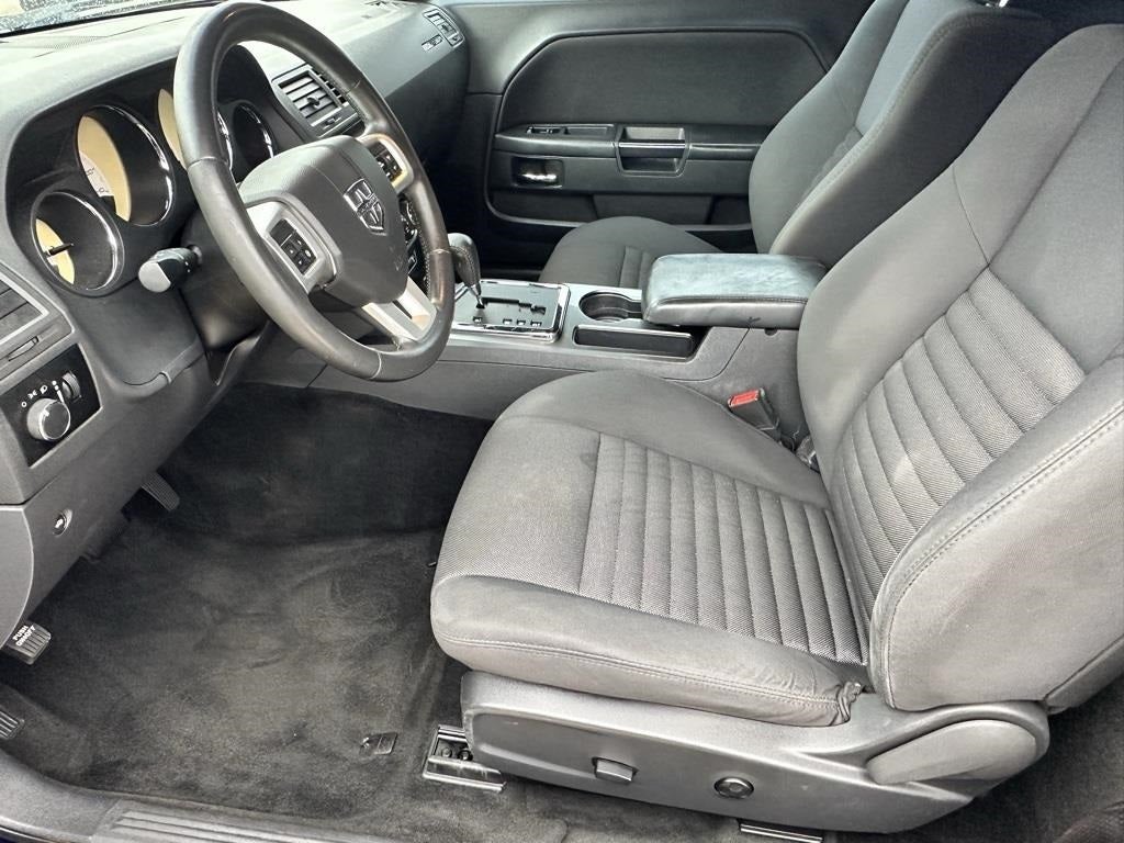 2013 Dodge Challenger SXT