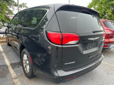 2023 Chrysler Voyager LX