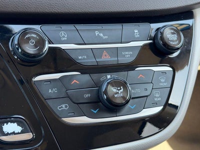 2018 Chrysler Pacifica Touring Plus