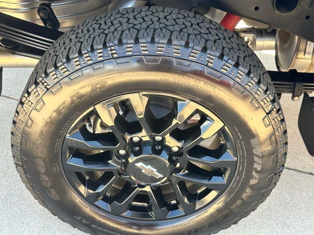 2025 Chevrolet Silverado 2500HD Custom