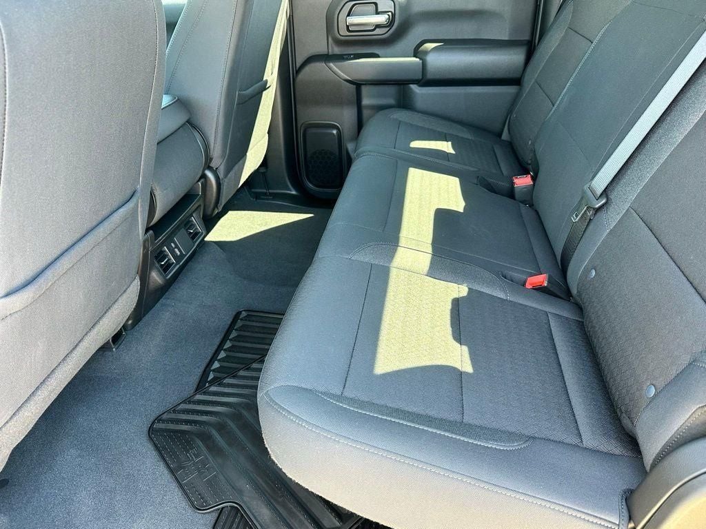 2025 Chevrolet Silverado 2500HD Custom