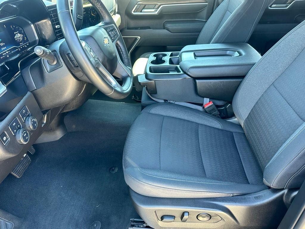 2025 Chevrolet Silverado 1500 LT LT1