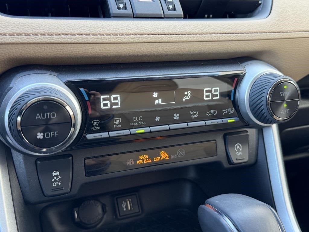 2023 Toyota RAV4 XLE Premium