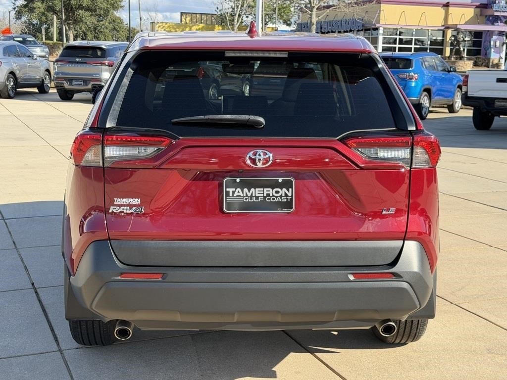 2023 Toyota RAV4 LE