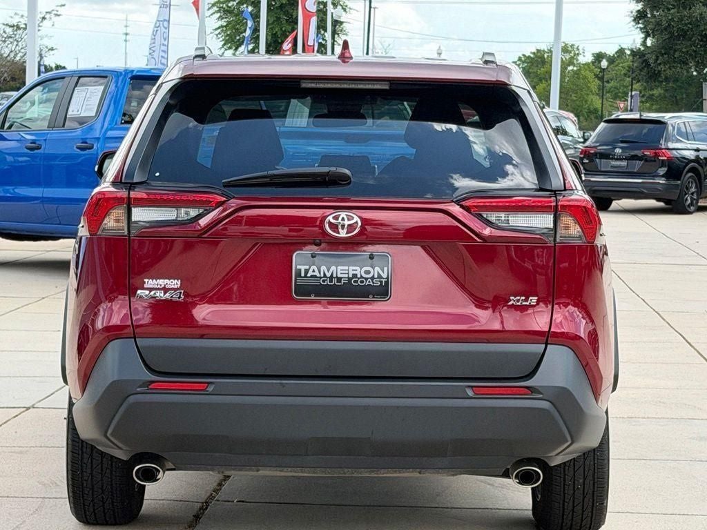 2025 Toyota RAV4 XLE