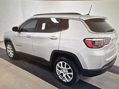 2024 Jeep Compass Latitude Lux