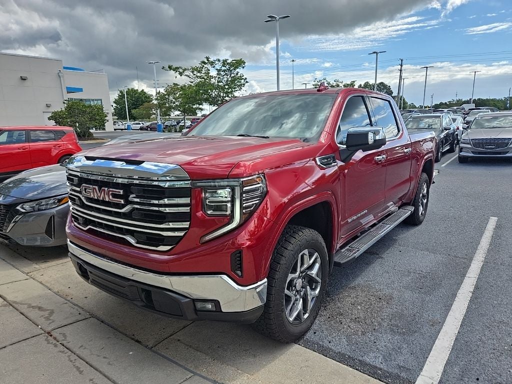 2025 GMC Sierra 1500 SLT
