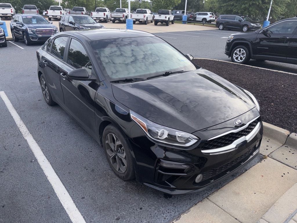 2020 Kia Forte LXS AT's photo