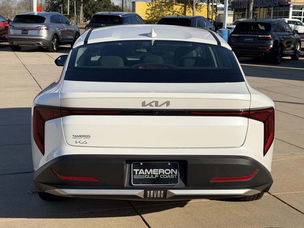 2025 Kia K4 LXS