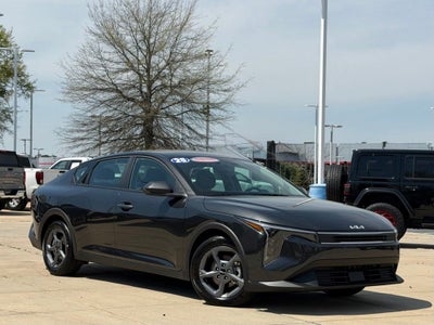 2025 Kia K4 LXS