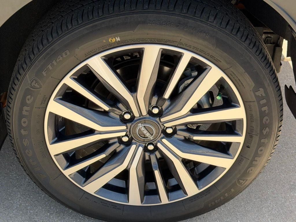 2024 Nissan Kicks SV